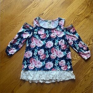 Girls cold shoulders flower top with lace trim